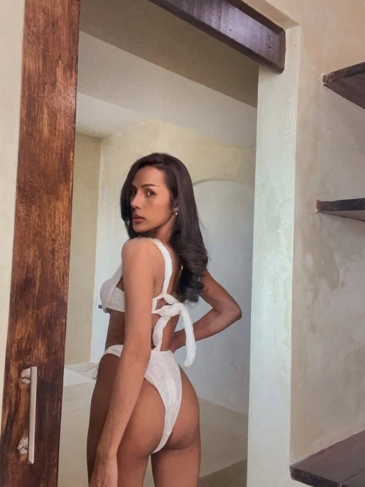Celine Grey — 2 / 6