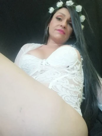 Selena Ts — 11 / 12