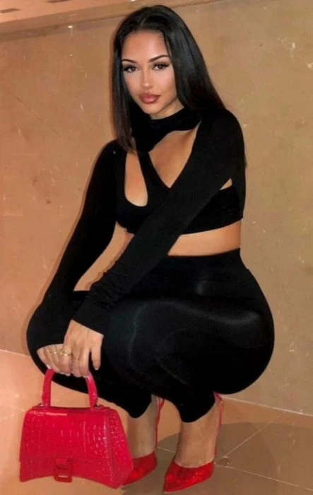 Pamela — 3 / 7