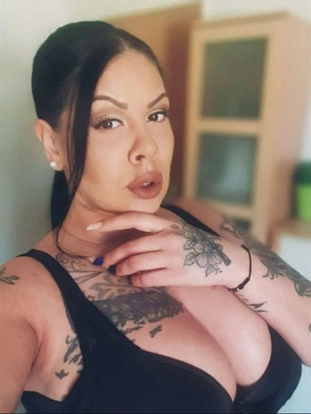 Rubi25 — 3 / 6