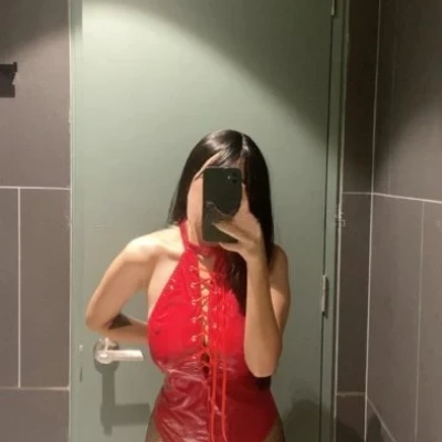 Nabi, Escort, Singapore