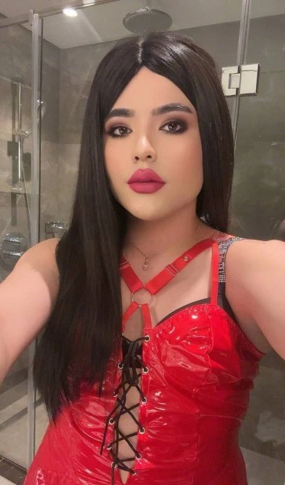 Adelina — 5 / 7