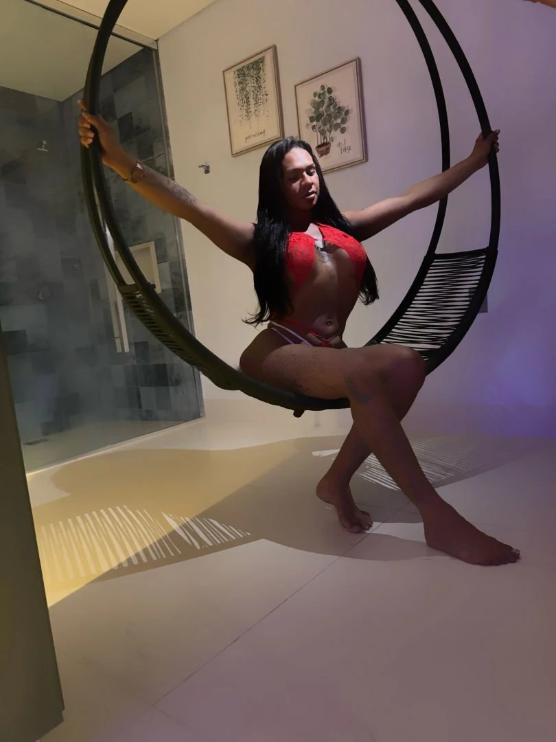 Byanca trindade — 8 / 12