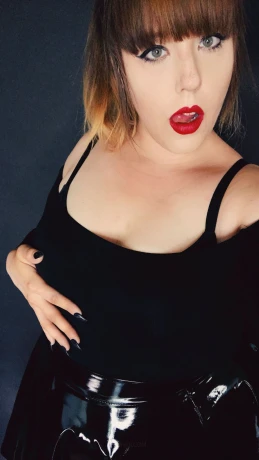 Mistress_Komakino — 3 / 14