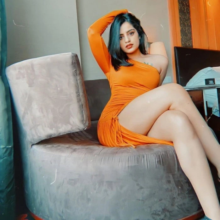 Mahi, Escort, Manama
