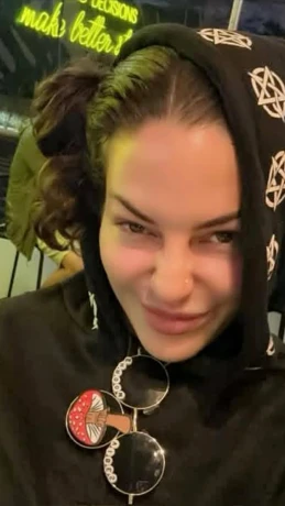 Vanessa.nina — 2 / 5