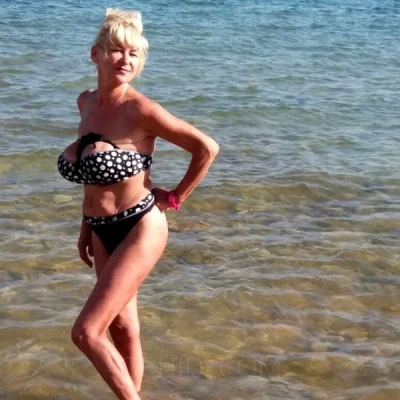 SOPHIE HAUSFRAU MIT SEXY RAUER STIMME, Escort, Berlin
