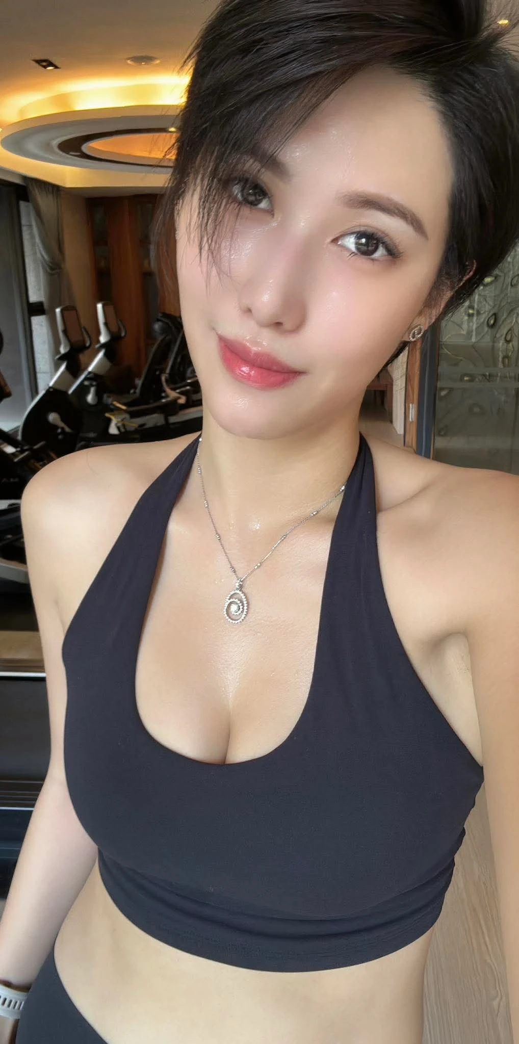 tmeibeauty29 — 2 / 3
