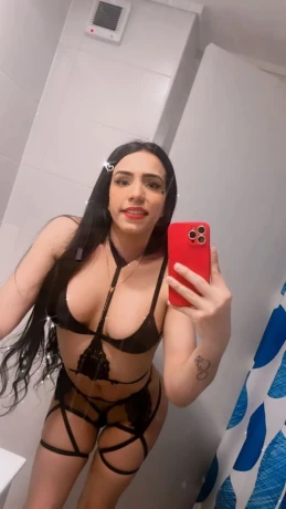 Camila Bracho — 4 / 12