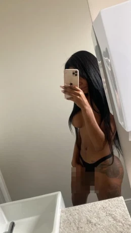 TS B*rbie — 17 / 18