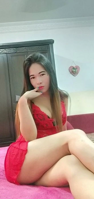 Deenee, Escort, Muscat