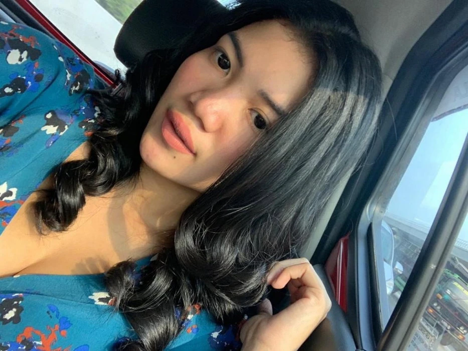 Aradina, Escort, Surabaya