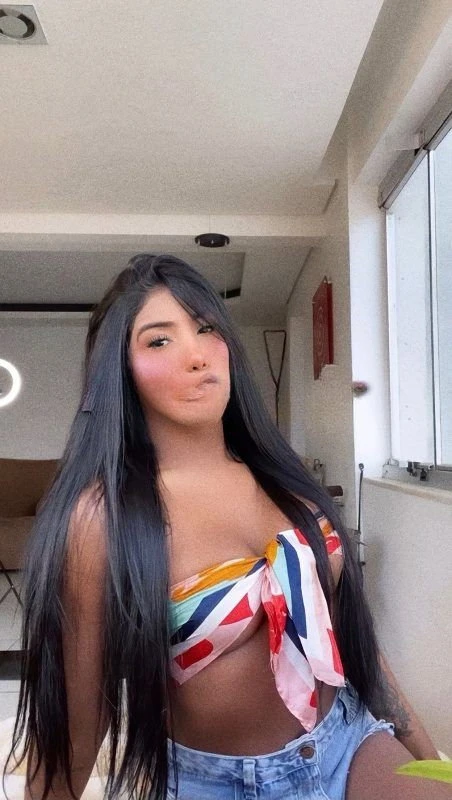 Bruna Canuto — 4 / 10