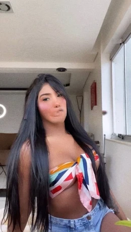 Bruna Canuto — 4 / 10