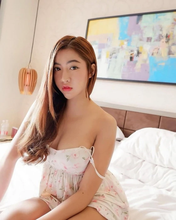 Julia — 2 / 3