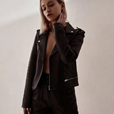 Helen Sunny Pornstar, Escort, Dubai