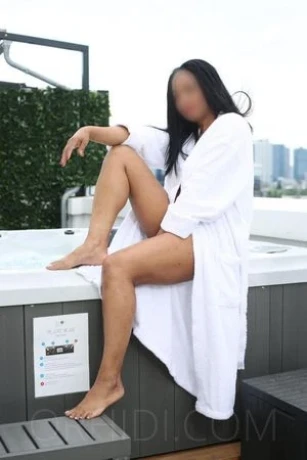 Isabel - Era Massage Studio — 4 / 5