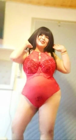 Mollige Gina Neu1 — 2 / 5