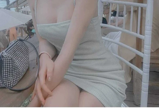 Mimi96 Nur Exotische Massage — 1 / 3