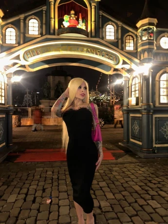 Madison Montgomery — 8 / 12