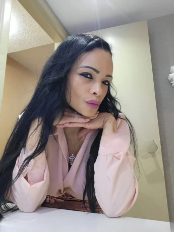 Nuru Oder Body To Body Massagen — 1 / 3