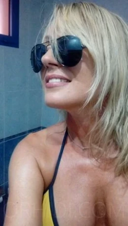 Anja Entspannte Erotische Massagen — 6 / 8