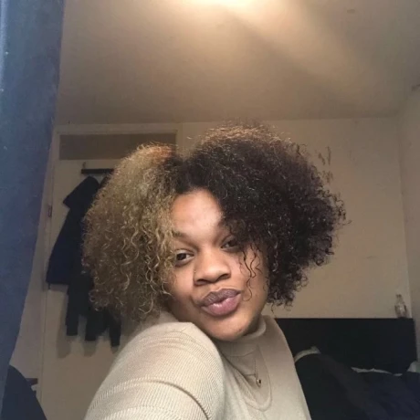 Queen Melanin — 2 / 3