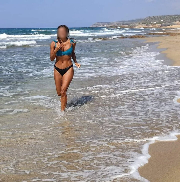 Julia360 — 2 / 3