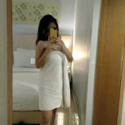 Arabela Claudy, Escort, Surabaya