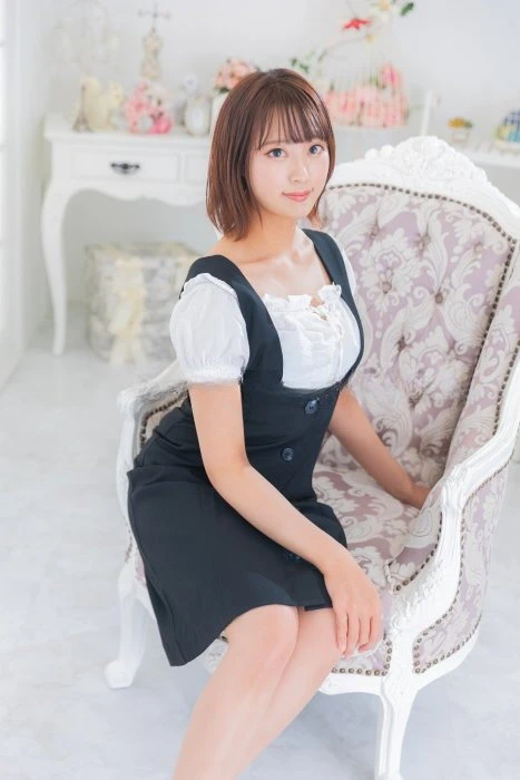 Mei Arimura, Escort, Inami