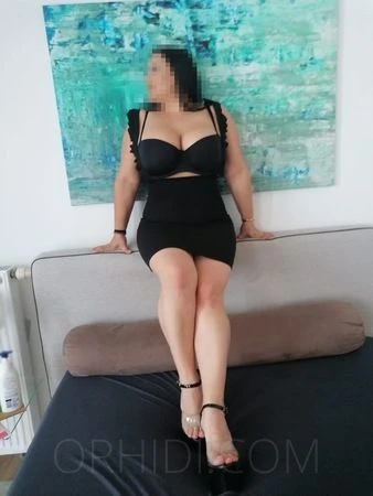 Mia — 5 / 7
