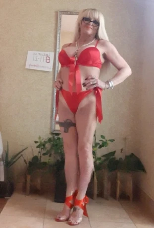 Luscious Kimberly — 4 / 5