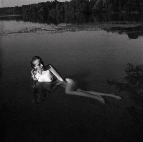 Viva La Libertine — 4 / 6