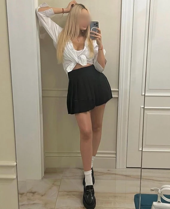 Alex — 3 / 5