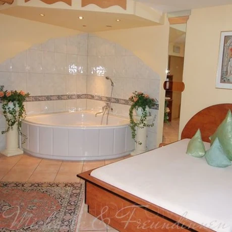 Sexy Duo + 4 Hand Massagen - "Michaela & Freundinnen" — 7 / 9