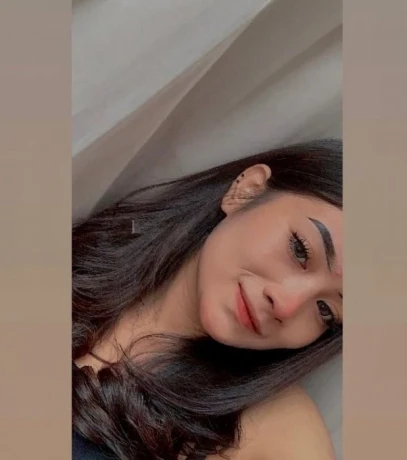 Gressya Stevanny — 2 / 3