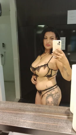 Mira Will Fken Nur Fur Kurze Zeit Da — 1 / 6