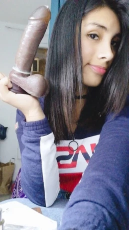 Keila Aldana — 2 / 5