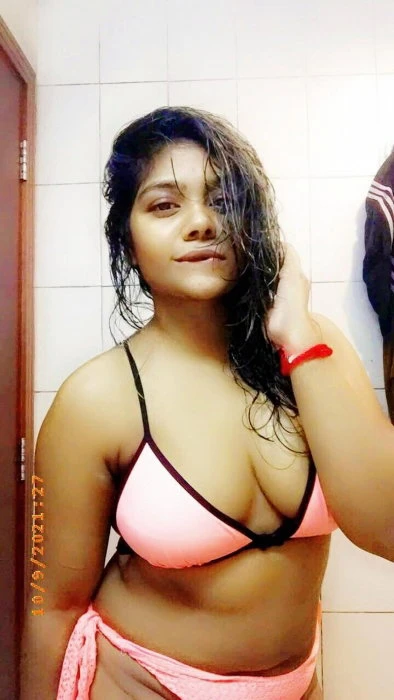 Preeti v — 2 / 4
