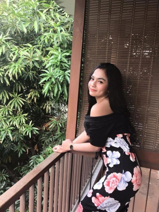 Syakila — 2 / 3