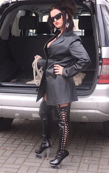 MISS ALEXA, Escort, Dresden