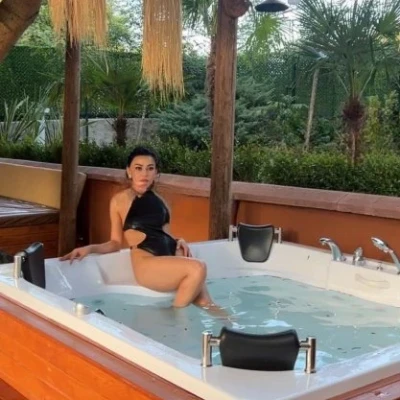 Sweta, Escort, Izmir