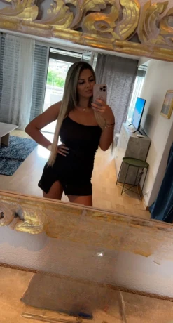 Erotische Party Girl Sexy Blondine — 2 / 5