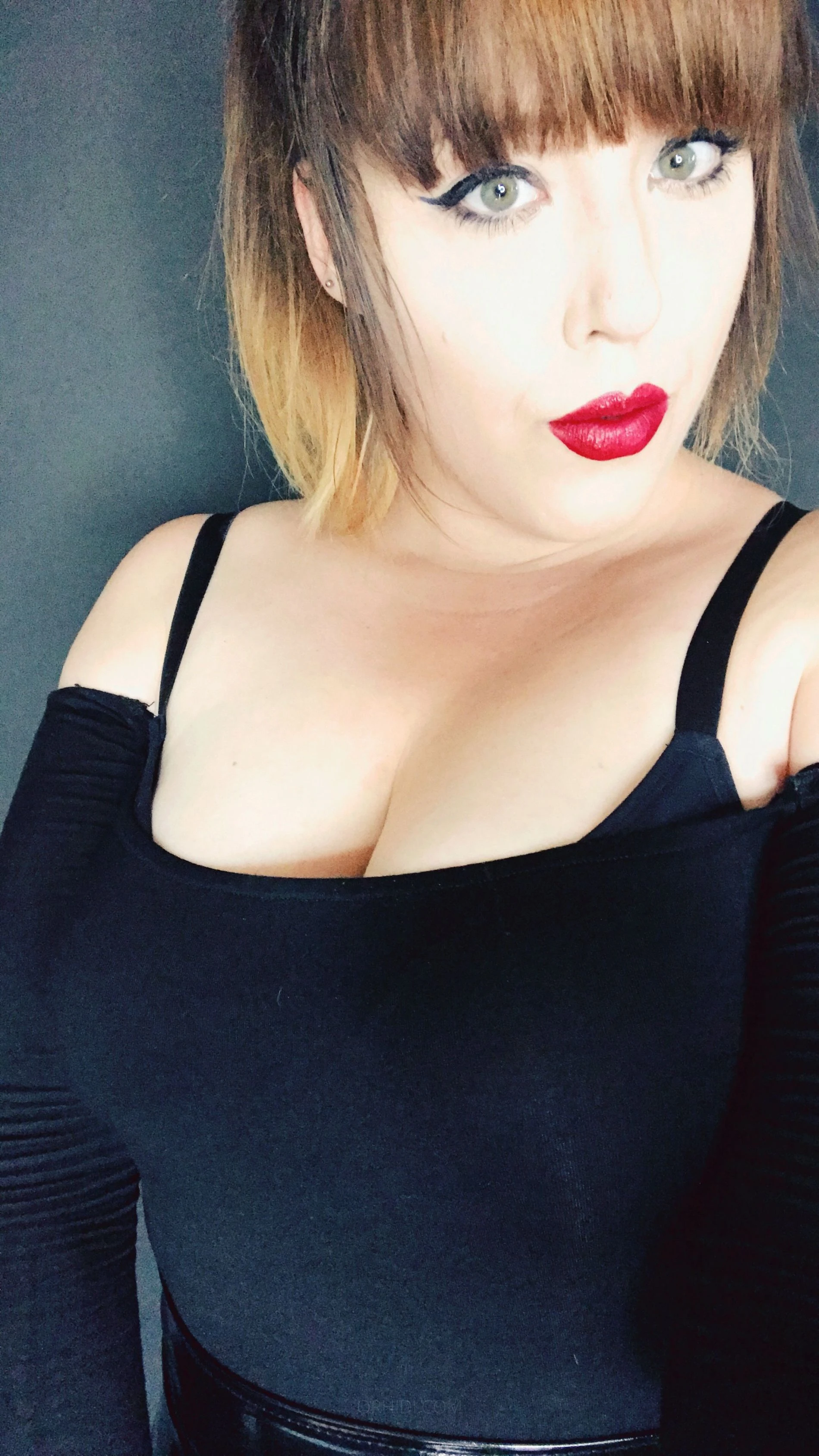 Mistress_Komakino — 4 / 14