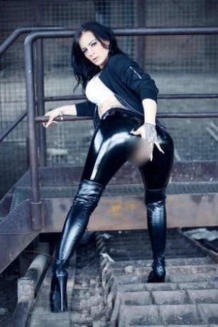 Hümeyra Ophelia - Pornostar — 1 / 15