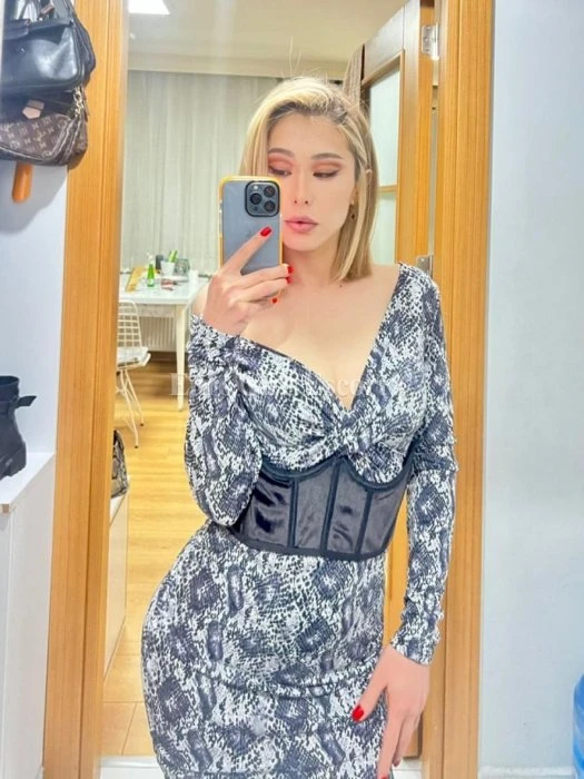 Tati — 3 / 6