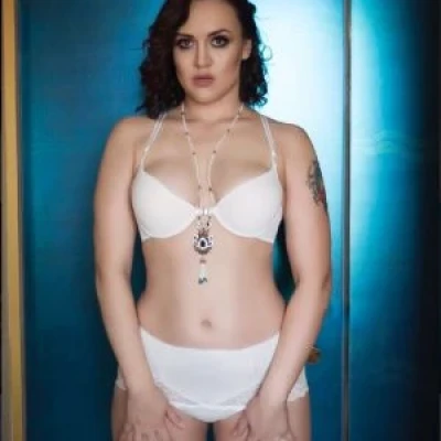 Hedda, Escort, Istanbul