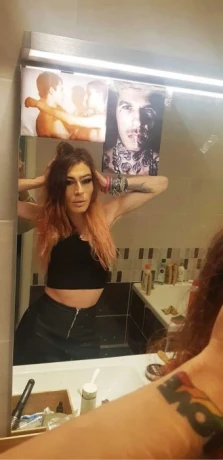 Cara Vuitton — 4 / 5