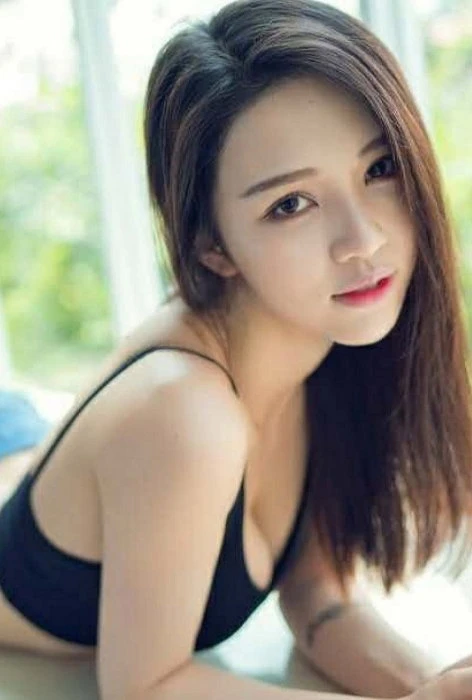 Lina — 3 / 4