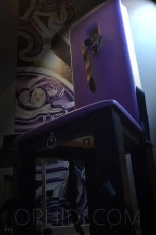 Comtesse Greta — 10 / 17